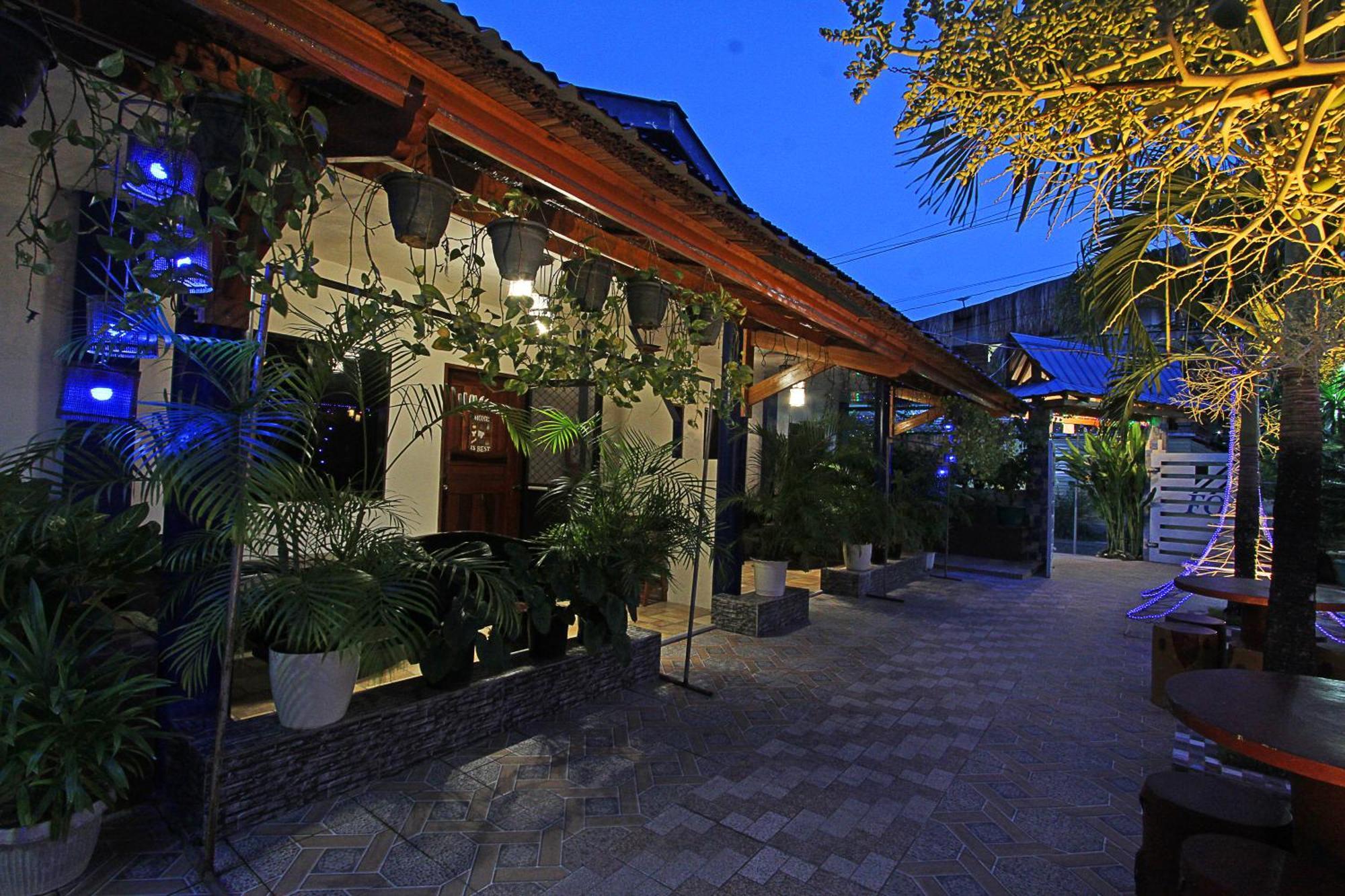 Foxtail Siargao Island Guesthouse General Luna  Exterior photo